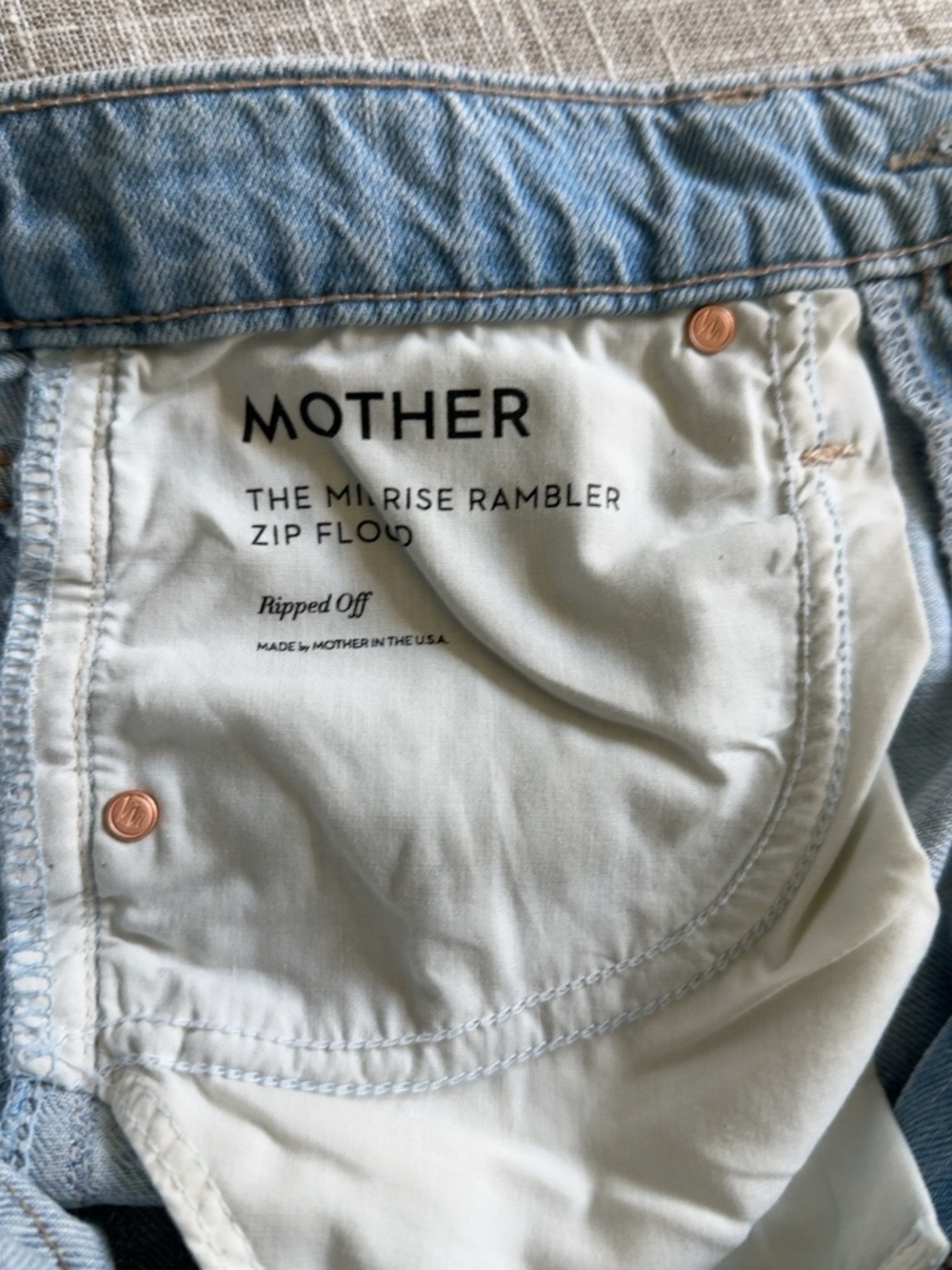 MOTHER Mid Rise Rambler Zip Flood Ripped Off Jeans Size 26 - Picture 7 of 8